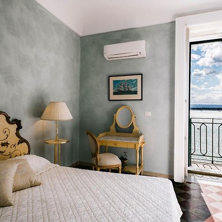 Dimora Di Ulisse Sea View Holiday Apartment Сиракузы Экстерьер фото