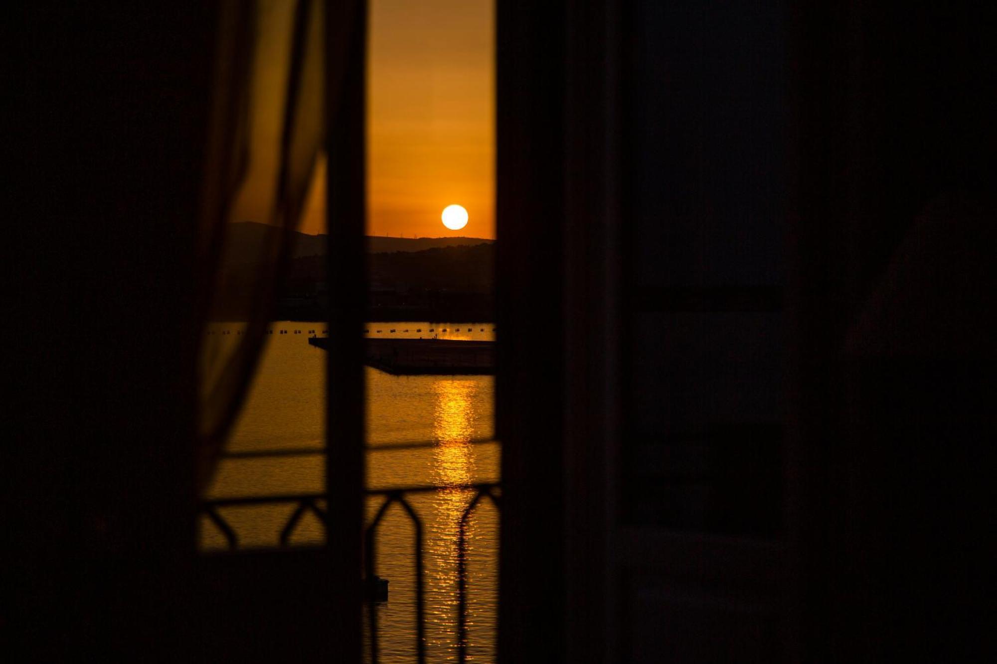 Dimora Di Ulisse Sea View Holiday Apartment Сиракузы Экстерьер фото